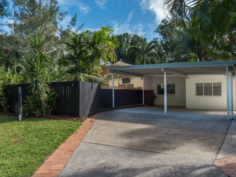 1 Caddy Street, Yorkeys Knob QLD 4878