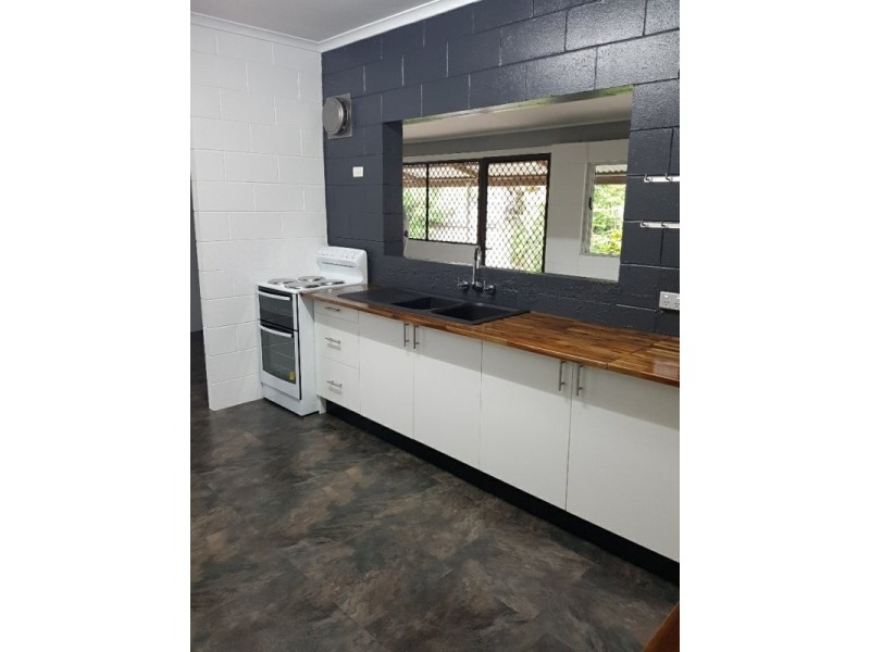 371-373 Varley Street, Yorkeys Knob QLD 4878