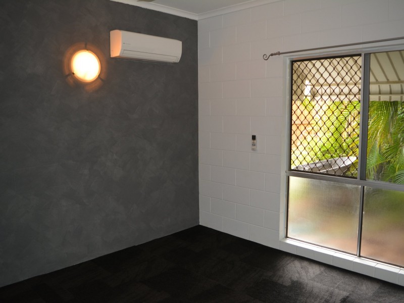 371-373 Varley Street, Yorkeys Knob QLD 4878