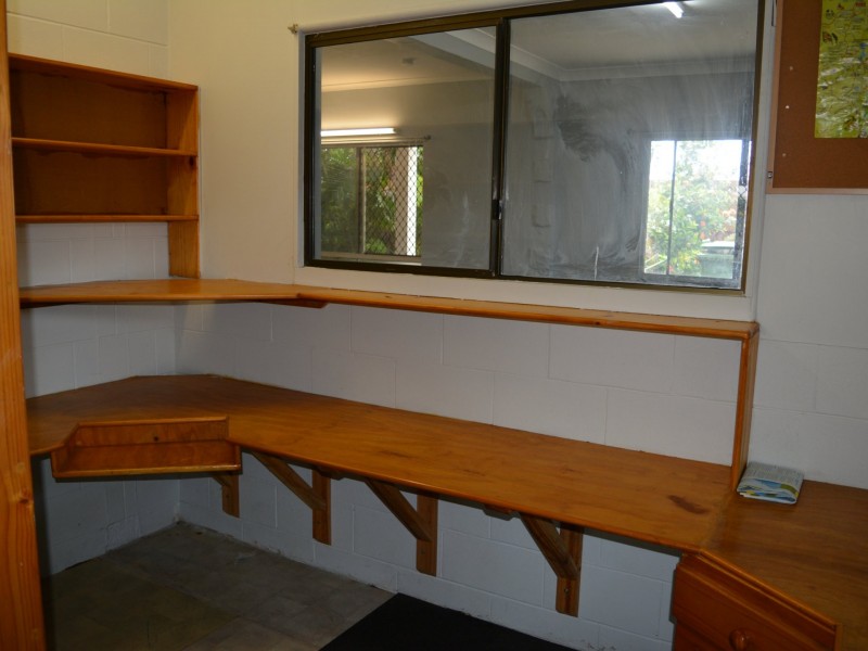 371-373 Varley Street, Yorkeys Knob QLD 4878