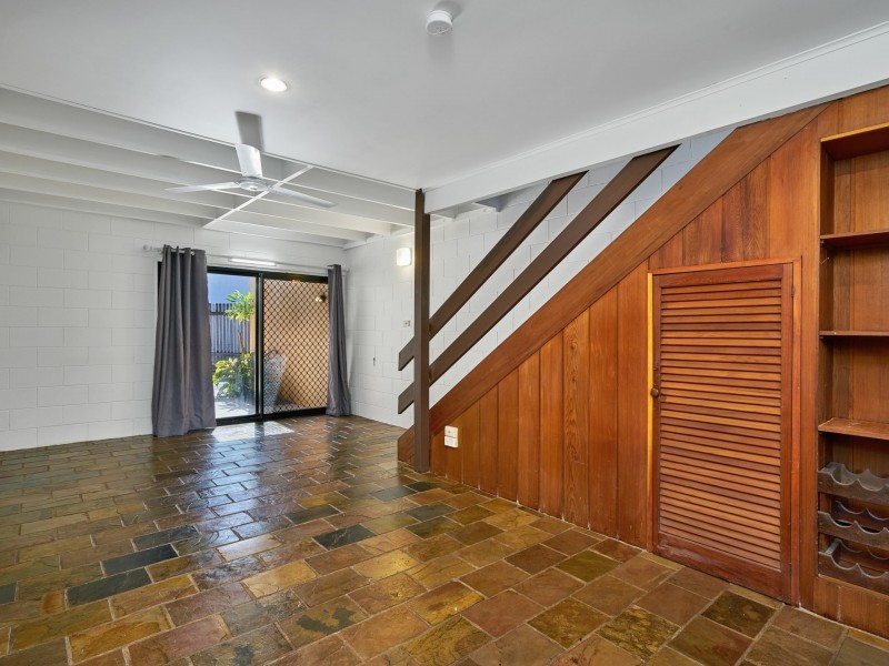 2/15 Rutherford Street, Yorkeys Knob QLD 4878