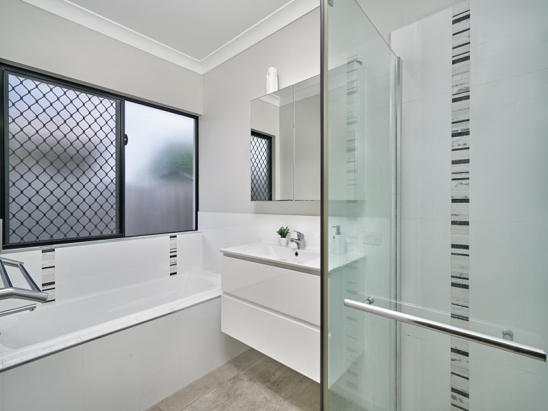 11 Newberry Street, Smithfield QLD 4878