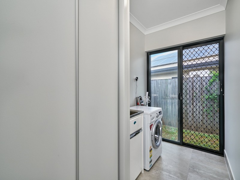 11 Newberry Street, Smithfield QLD 4878