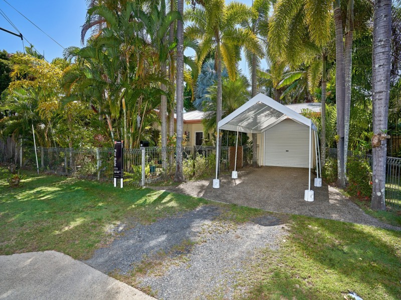 18 Morgan Street, Yorkeys Knob QLD 4878