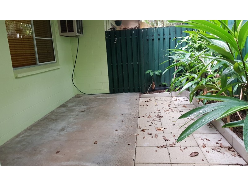 2/20 Best Street, Yorkeys Knob QLD 4878