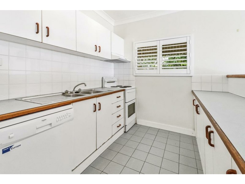 2/53 Sims Esplanade, Yorkeys Knob QLD 4878