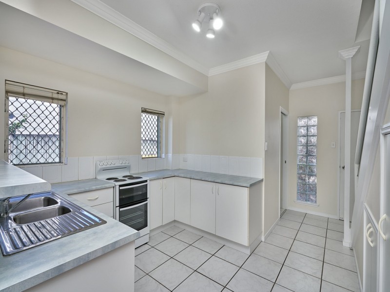 1/43-45 Rutherford Street, Yorkeys Knob QLD 4878