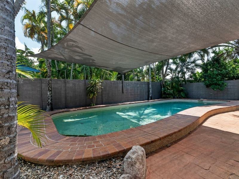 30 Derby Street, Yorkeys Knob QLD 4878