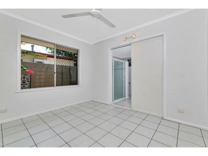 30 Derby Street, Yorkeys Knob QLD 4878