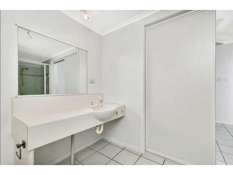 30 Derby Street, Yorkeys Knob QLD 4878