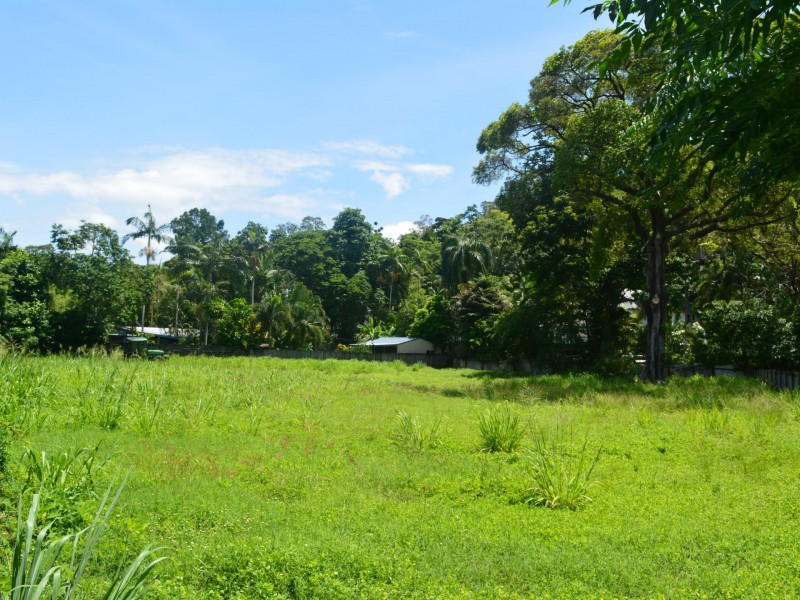 541-545 Varley Street, Yorkeys Knob QLD 4878