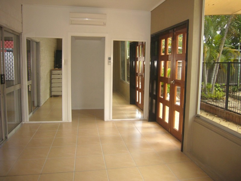 17 Morgan Street, Yorkeys Knob QLD 4878