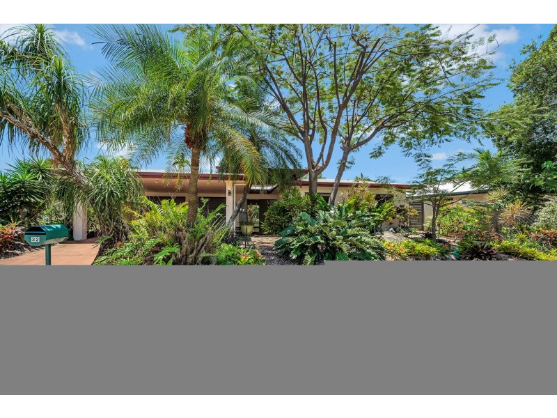 32 Derby Street, Yorkeys Knob QLD 4878