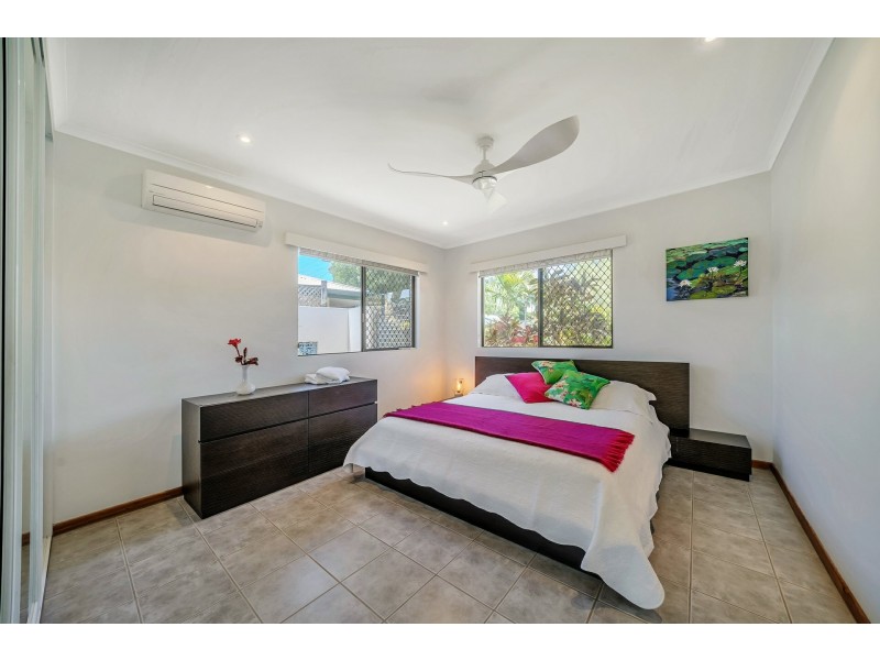 32 Derby Street, Yorkeys Knob QLD 4878