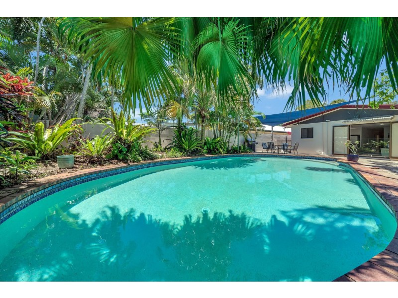 32 Derby Street, Yorkeys Knob QLD 4878