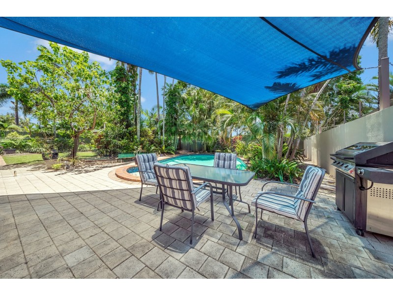 32 Derby Street, Yorkeys Knob QLD 4878