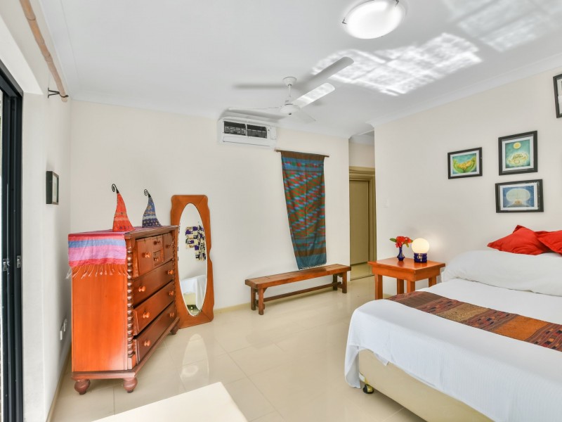 9 Dowsett Close, Yorkeys Knob QLD 4878