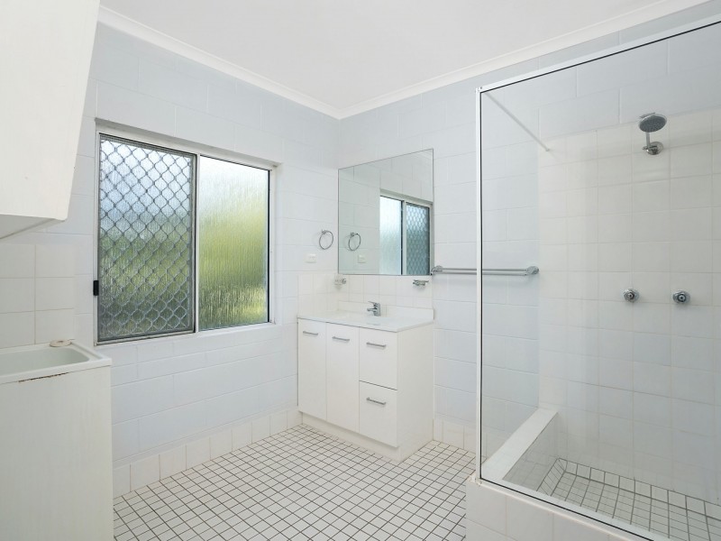 4/505 Varley Street, Yorkeys Knob QLD 4878