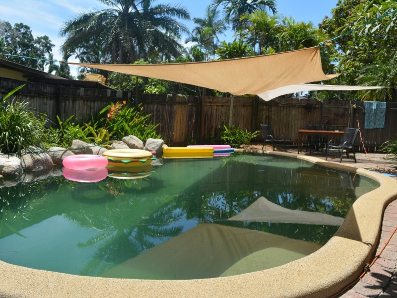 1/369 Varley Street, Yorkeys Knob QLD 4878