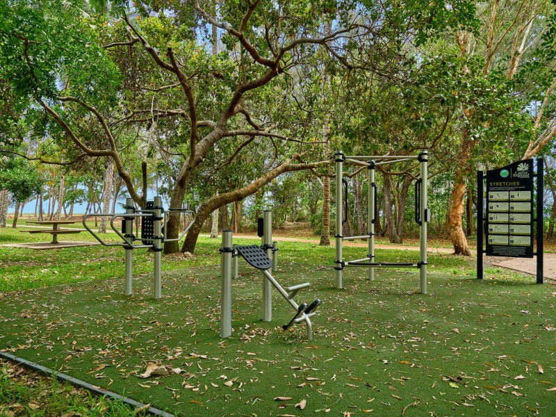 1/41 Sims Esplanade, Yorkeys Knob QLD 4878