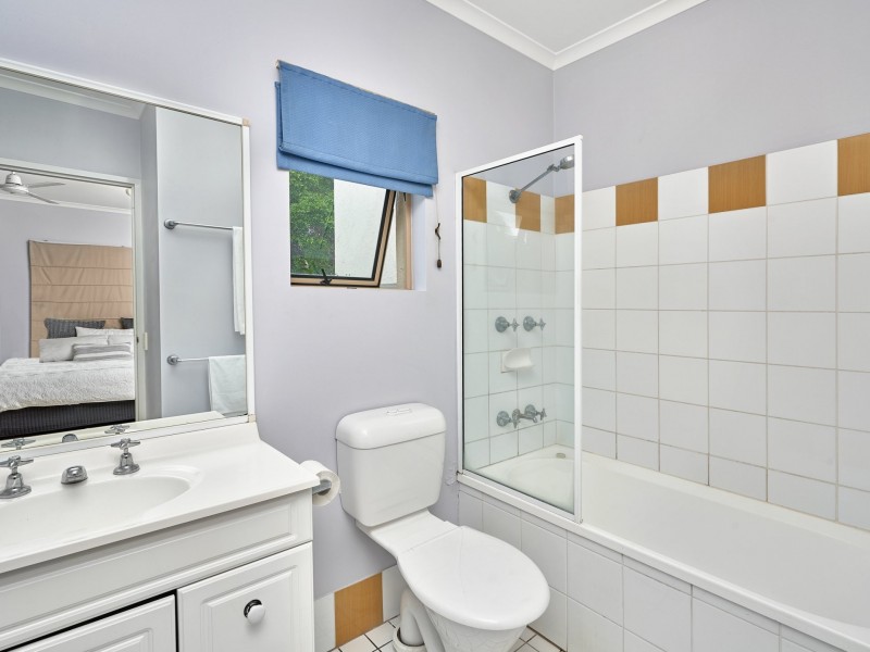 5/129 Oleander Street, Holloways Beach QLD 4878