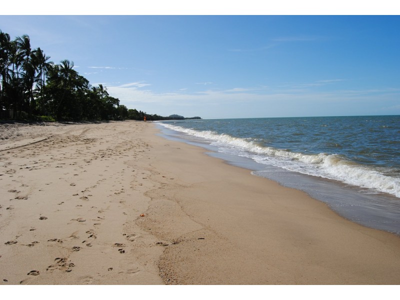 5/129 Oleander Street, Holloways Beach QLD 4878