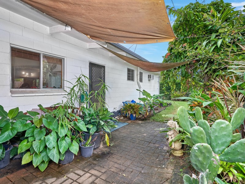 1/13 Fairway Street, Yorkeys Knob QLD 4878
