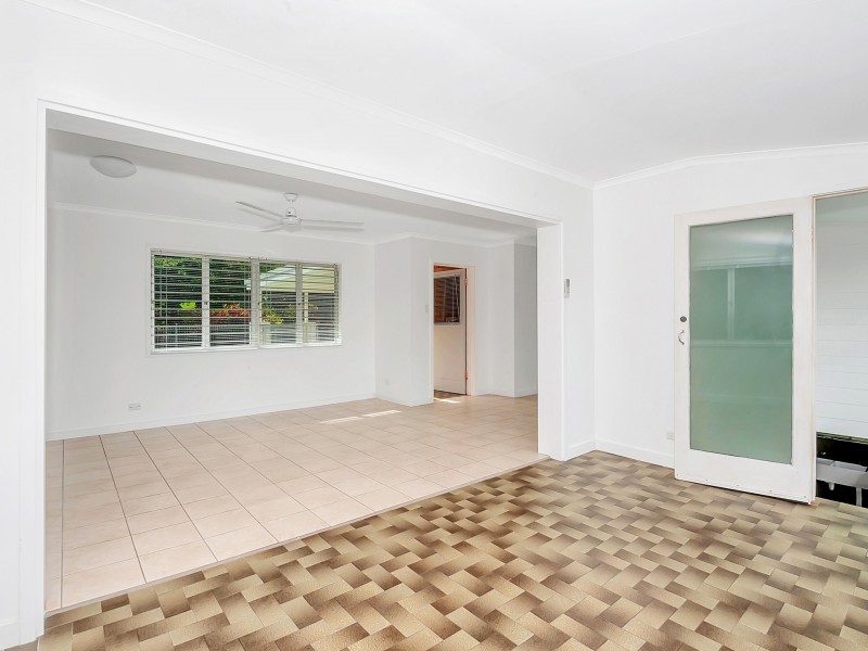 13A Ray Street, Yorkeys Knob QLD 4878