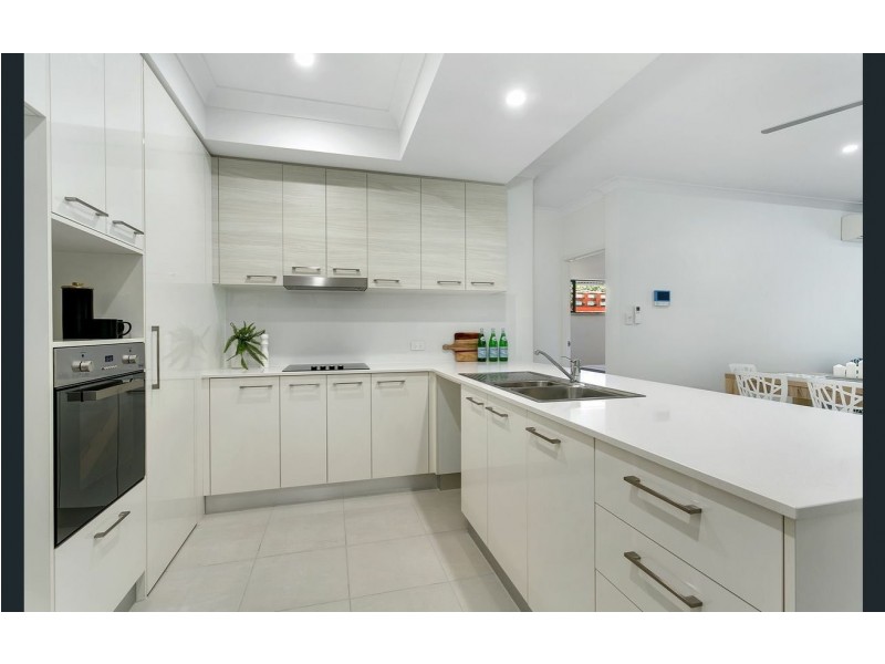 1/43-45 Sims Esplanade, Yorkeys Knob QLD 4878