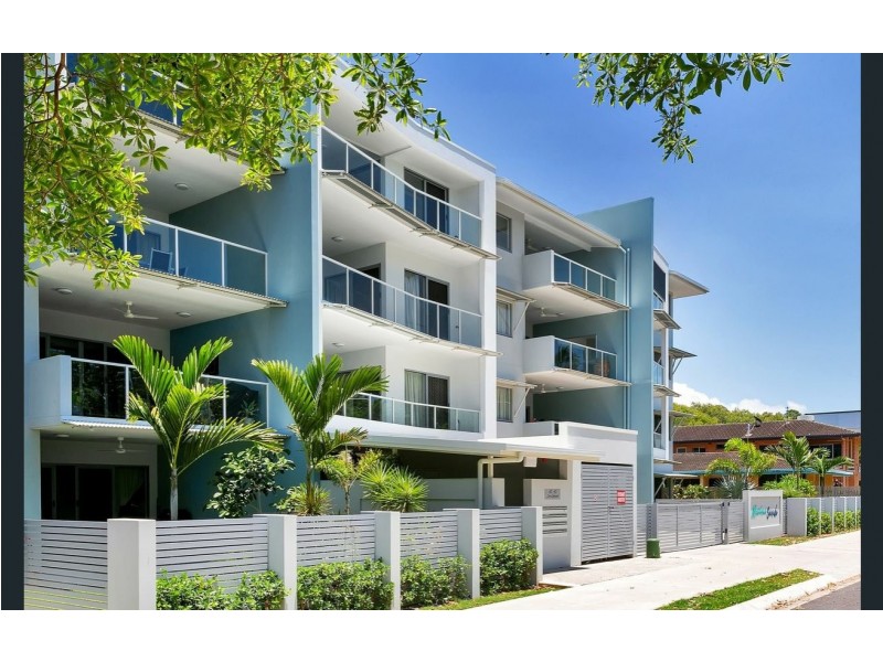 1/43-45 Sims Esplanade, Yorkeys Knob QLD 4878