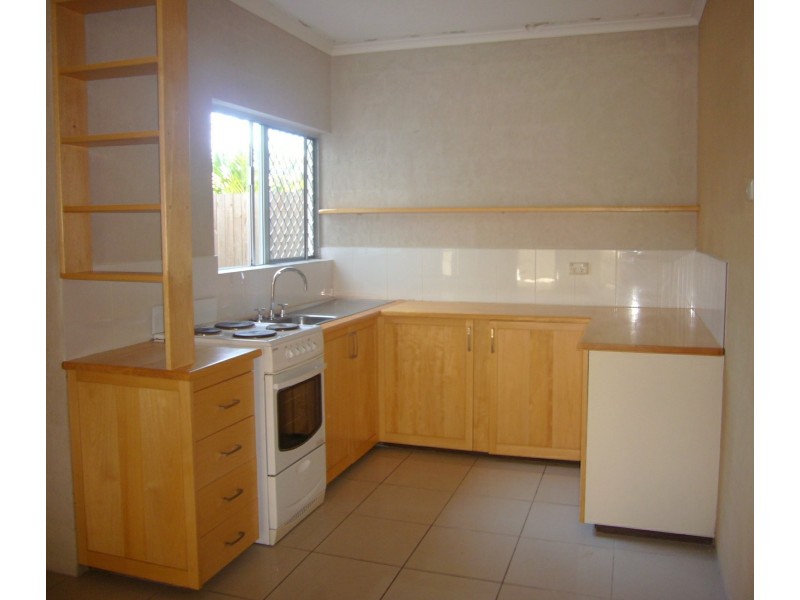 2/21 Bouganvillea Street, Holloways Beach QLD 4878