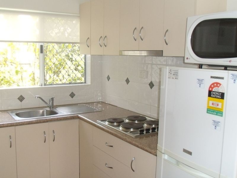 2/33 Rutherford Street FAIRWAYS, Yorkeys Knob QLD 4878