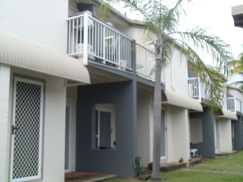 Yorkeys Knob QLD 4878