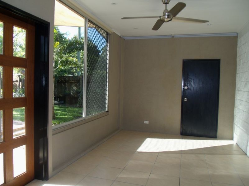 17 Morgan Street, Yorkeys Knob QLD 4878