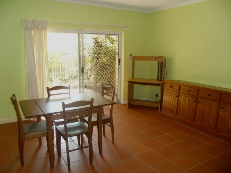 4/528 Varley Street, Yorkeys Knob QLD 4878