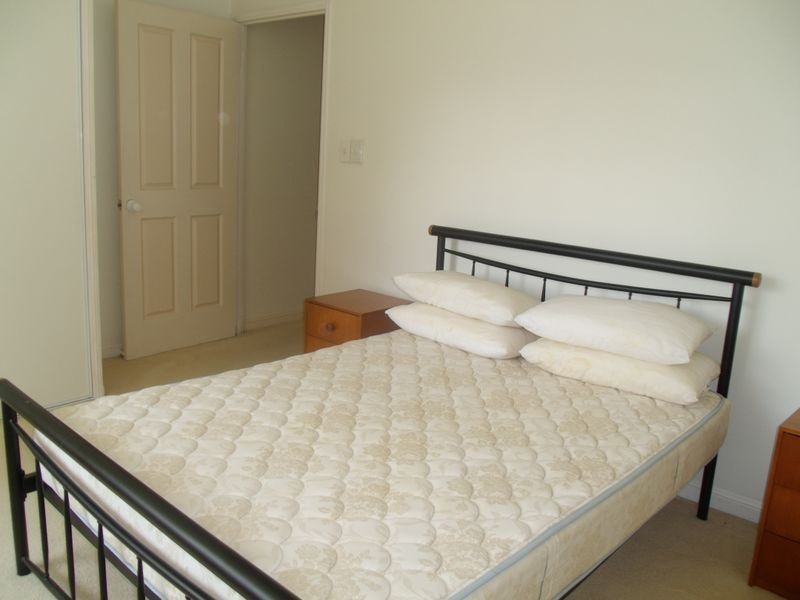 4/528 Varley Street, Yorkeys Knob QLD 4878