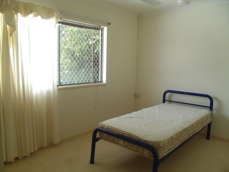 4/528 Varley Street, Yorkeys Knob QLD 4878