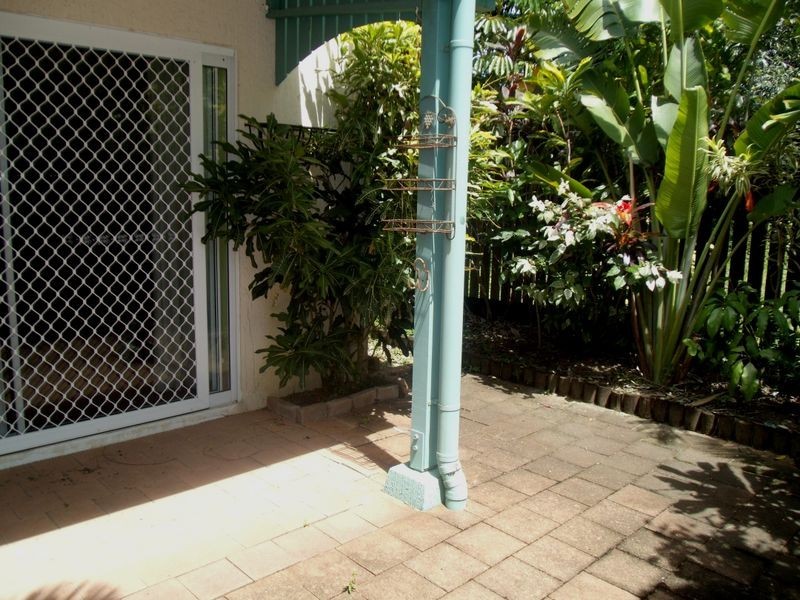 4/528 Varley Street, Yorkeys Knob QLD 4878