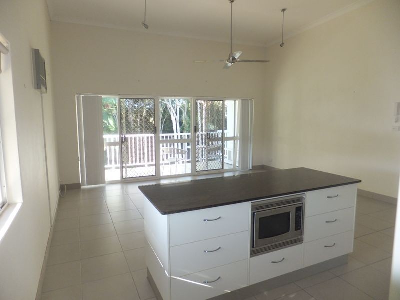 7/6 Deauville Close BEACHAVEN APAR, Yorkeys Knob QLD 4878