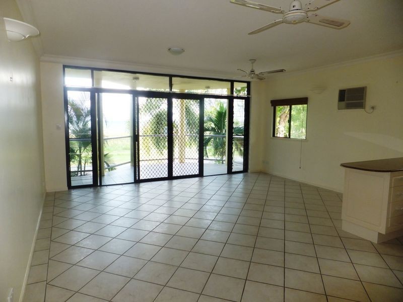 3/39 Sims Esplanade OCEAN BREEZES, Yorkeys Knob QLD 4878