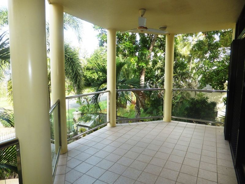 3/39 Sims Esplanade OCEAN BREEZES, Yorkeys Knob QLD 4878