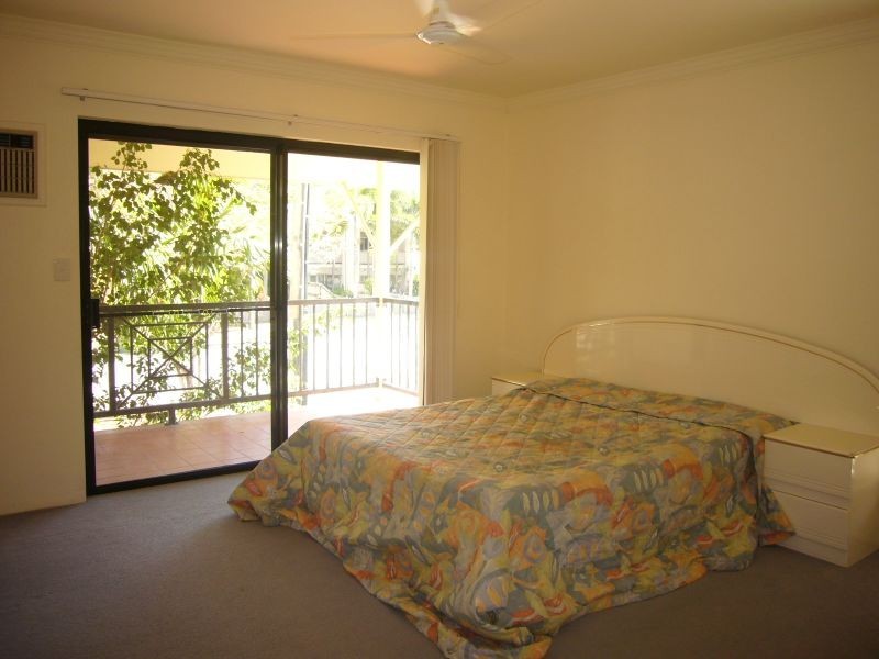 1/548 Varley Street, Yorkeys Knob QLD 4878