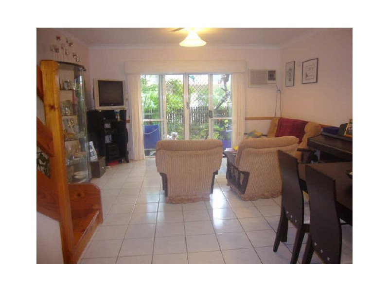 3/544 Varley Street, Yorkeys Knob QLD 4878