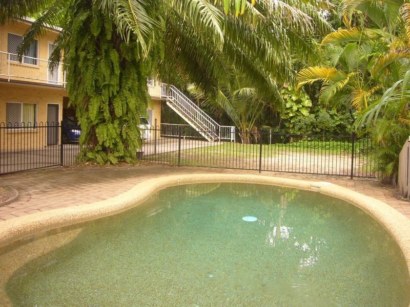 8/527 Varley Street, Yorkeys Knob QLD 4878