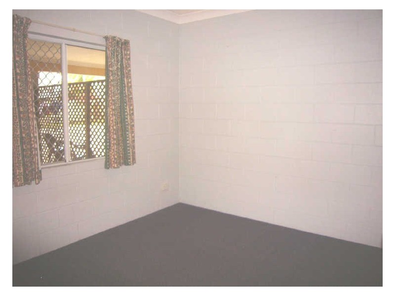 8/527 Varley Street, Yorkeys Knob QLD 4878