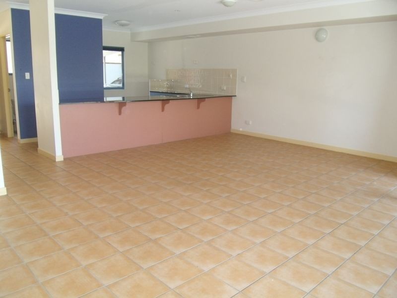 11/16-20 Ray Street HALF MOON BAY TERRA, Yorkeys Knob QLD 4878