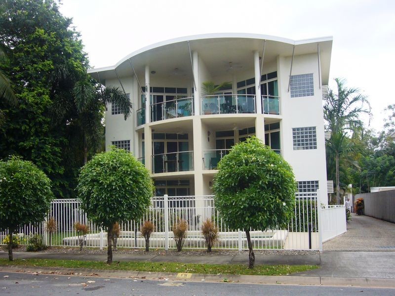 3/27 Sims Esplanade, Yorkeys Knob QLD 4878