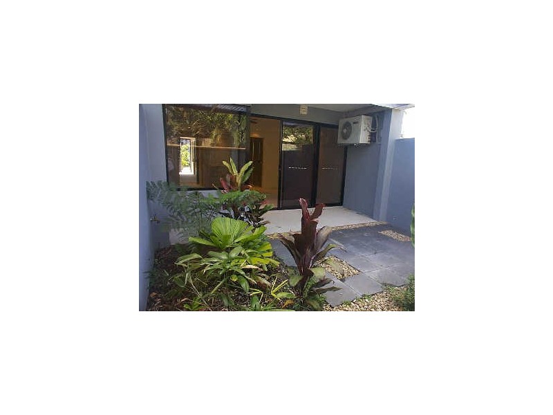 1/22-24 Oyster Court, Trinity Beach QLD 4879