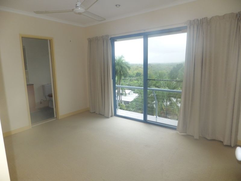 11/16-20 Ray Street HALF MOON BAY TERRA, Yorkeys Knob QLD 4878