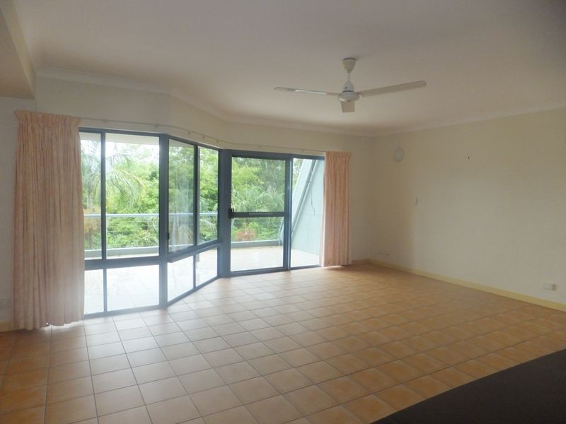 11/16-20 Ray Street HALF MOON BAY TERRA, Yorkeys Knob QLD 4878